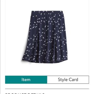 NWOT Gili Navy Bird Print Knit Skirt